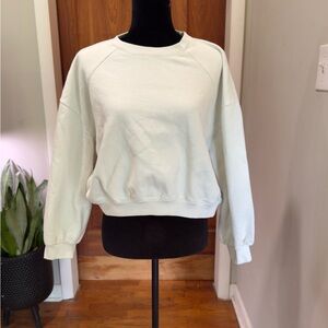 NWOT ZARA CROP SWEATER sz large